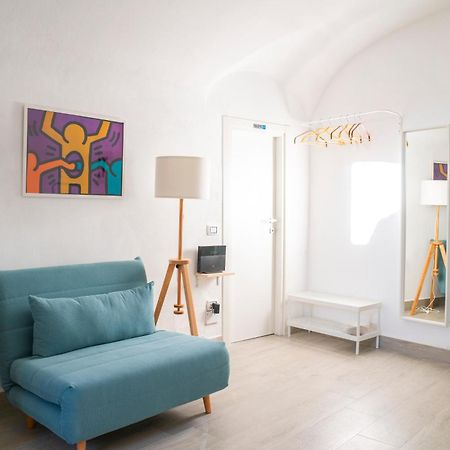 Conte Bed & Breakfast Salerno Centro Exteriör bild